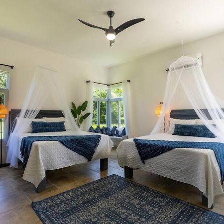 Ivy'S Cove Beach Side Condo - Luxury Villa Whitehouse Eksteriør bilde
