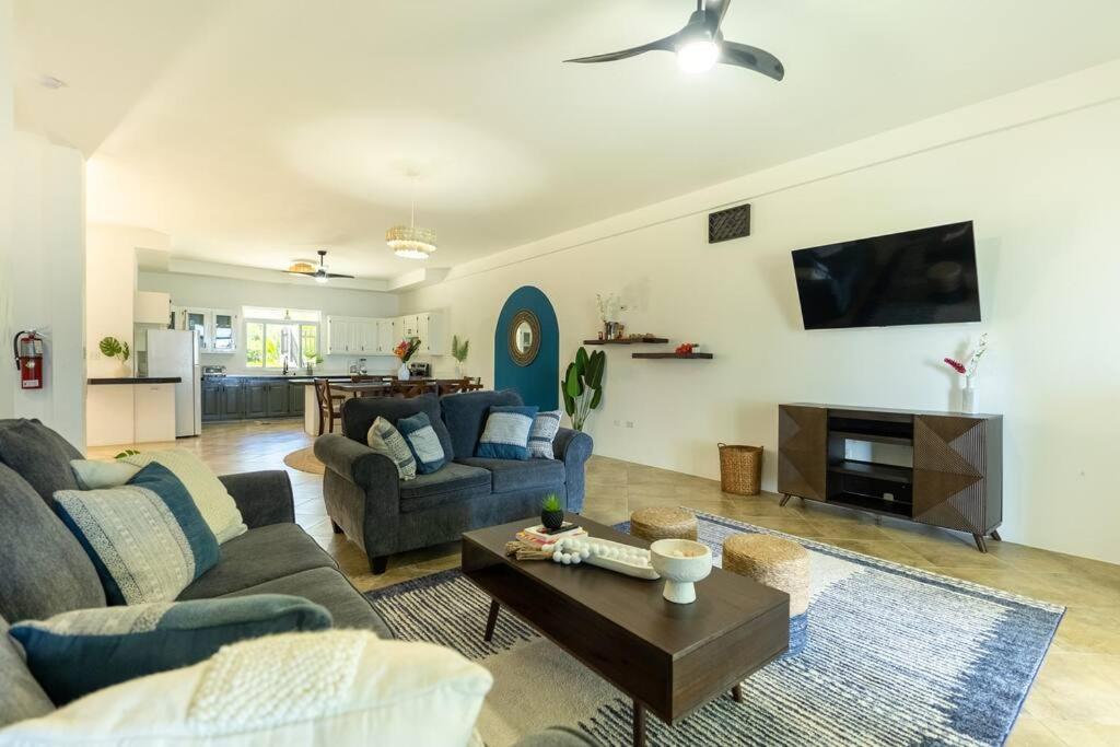 Ivy'S Cove Beach Side Condo - Luxury Villa Whitehouse Eksteriør bilde