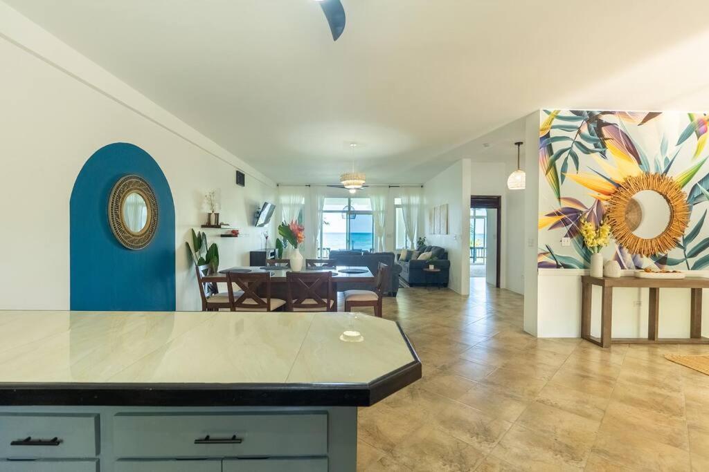 Ivy'S Cove Beach Side Condo - Luxury Villa Whitehouse Eksteriør bilde